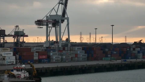 View of the containers at Cross Channel Ferry Port / Dover 스톡 동영상 102804040
