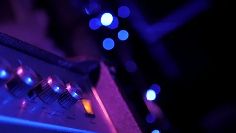 View of the control panel on a guitar amplifier. Tumblers, knobs and buttons 스톡 동영상 82918862