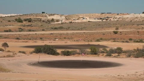 View of Coober Pedy Opal Fields golf course, Australia Video stock 278097480