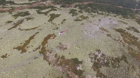 The view from the copter of a cargo helicopter Video stock 114889640