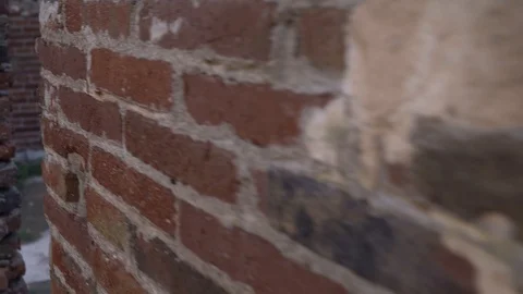View of corridor and windows with broken glass in destroyed brick building Vídeos de archivo 124337427