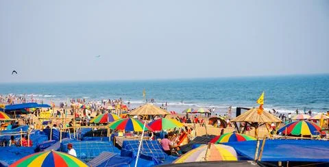 View of Crowded Puri Beach Fotos Stock