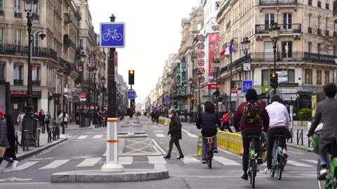 View of the cycle lane Rue de Rivoli in Paris Stock Footage 150761729