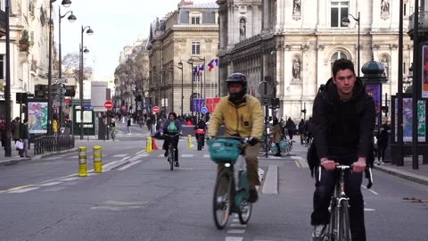 View of the cycle lane Rue de Rivoli in Paris Stock Footage 150762451