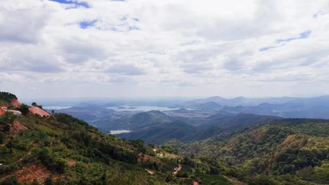 View from Dai Ninh Pass along Highway 28B connecting Binh Thuan and Lam Dong 库存影片 333670063