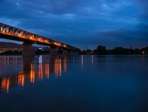 View on the Danube river and the Train bridge in Budapest Hungary after sunse Foto stock
