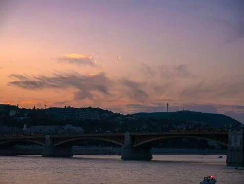View on the Danube river during sunset in Budapest, Hungary Stock-Fotos