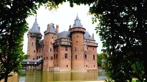 View of the De Haar Castle, Netherlands. 動画素材 275016103