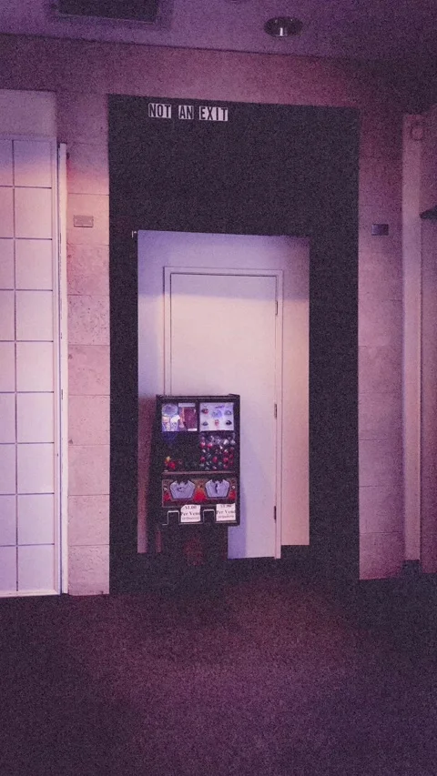 View in a dead mall Stock Footage 279519985