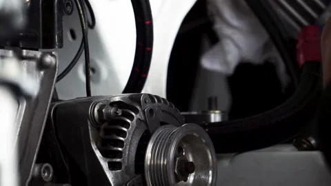 View on disassembled motorcycle engine. Footage. Hands of professional mechanic Vidéo 140466064