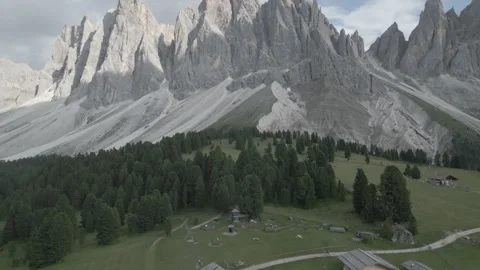 View of the Dolomites, Sass de Putiza, from the Erbe Pass, Italy Stock Footage 291524006