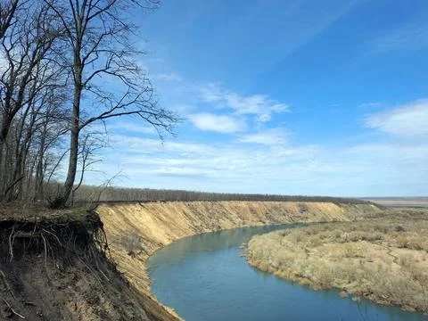 View of the Don River bend with sandy cliffs and winding shoreline in Krivo.. Stock-Fotos