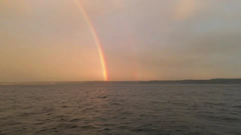 View of double rainbow over water Vídeo Stock 294707751