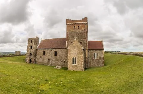 View on Dover castle in summer Stock-Fotos