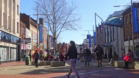 A view down Broad Street in Reading Town centre, UK. Stock Footage 150379144