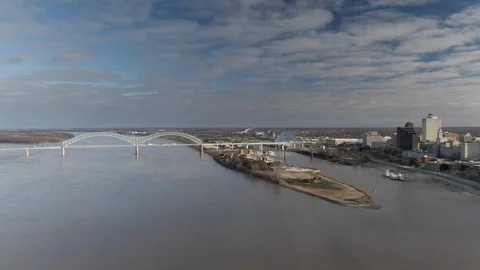 View of downtown Memphis while flying over Mississippi river Stock Footage 101299698