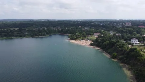 View from the drone to the beach by the lake Vídeo Stock 157374113