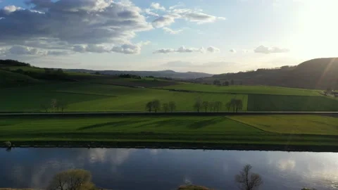 View of drone of landscape of river Weser and village Doelme  in Germany Vidéo 151977204