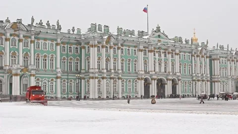 View of Dvortsovaya square in Saint-Petersburg. Municipal machinery in work. Stock Footage 166123154