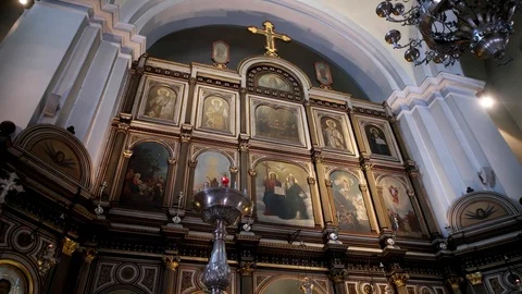 View of ecclesiastical icons from Church of St. Nicholas in Kotor old town. Vídeos de archivo 93580748