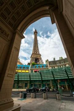 View of Eifel Tower of the Paris Hotel and Casino on The Strip, Las Vegas Bou Stock Photos