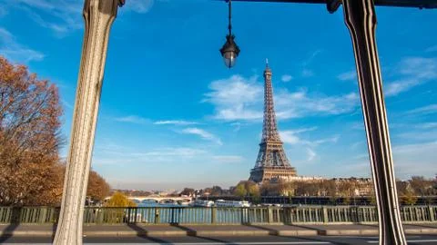 View of the Eiffel tower and the river Seine in Paris, France Fotos de archivo