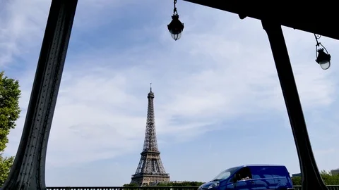 View on the Eiffel Tower from the arches of the bir-hakeim bridge, in Paris. Stock Footage 94355537