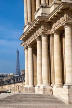 View of the Eiffel Tower from the Hotel des invalides, Paris, France.. Foto stock