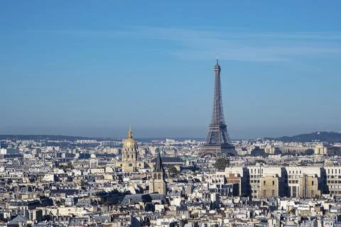 View of the Eiffel Tower in Paris, France, Europe 스톡 사진