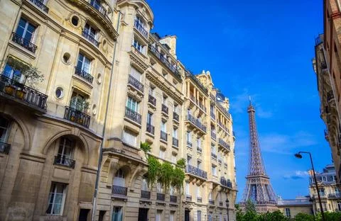 A view of the Eiffel Tower from the streets of Paris, France A view of the... Stock Photos