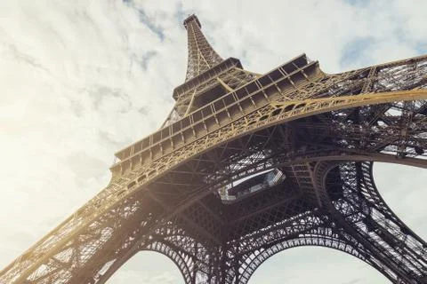 View of the Eiffel Tower at summer in paris, france Foto stock
