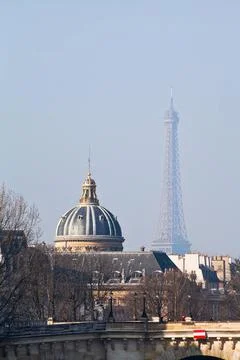 View of Eiffel Tower through Pont Neuf in Paris view of Eiffel Tower and F... Stock-Fotos