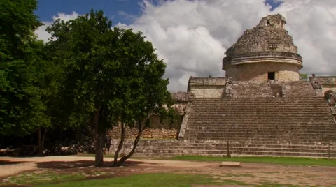 View of El Caracol, Chichen Itza Stock Footage 61085267