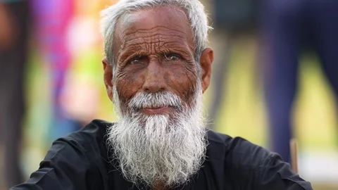View of an elderly man with a white beard in Bogura, Bangladesh. Video stock 335014426
