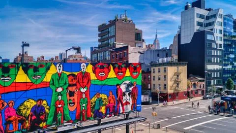 The view at the Empire State Building in background with a colorful graffiti in Stock Photos