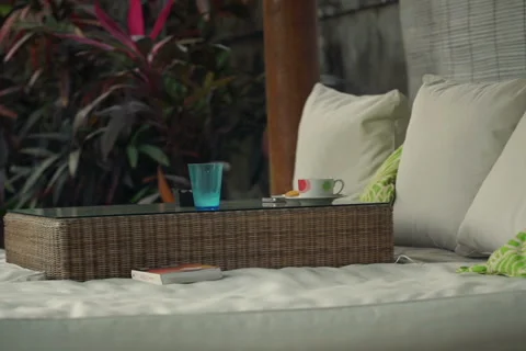 View of empty gazebo bed in the garden NTSC Vidéo 44135542