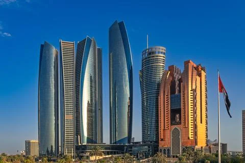 View of Etihad Towers complex and Bab Al Qasr Hotel Foto stock