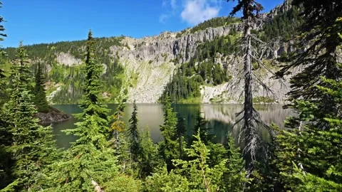 View of Eunice Lake and Tolmie Peak in Mount Rainier National Park, Washington S Stock Footage 332083658