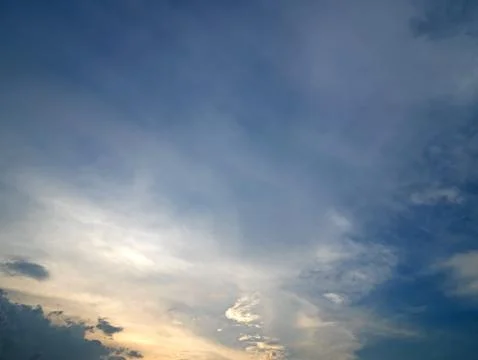View of Evening Sky with Cloud Background 스톡 사진