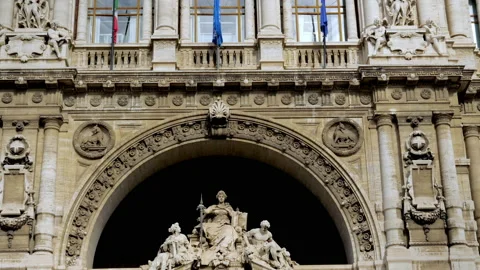 View on the facade of the gorgeous building that is a Palace of Justice in Rome Stock Footage 144679175