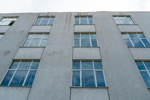 View of the facade of an office building with large Windows. New wide double  Foto stock
