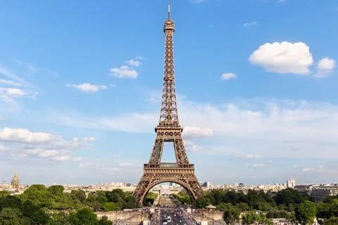 View of the famous Eiffel Tower from Place de Trocadero in Paris. France. Foto stock