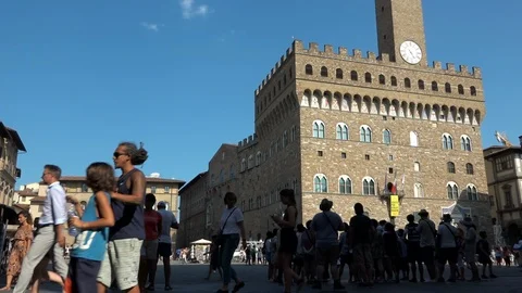 View of famous Palazzo Vecchio, Square Signoria, Tuscany, Italy Stock Footage 107540657