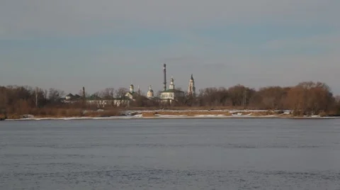 View of the far bank of the Oka River. Video stock 48896653