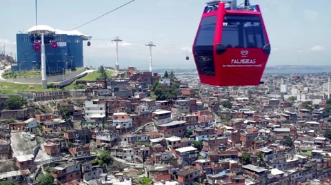 View of favelas in Complexo do Alemao Stock-Footage 51800788