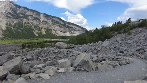 The view of the Frank Slide near Crowsnest Pass, Alberta. 스톡 동영상 160698531