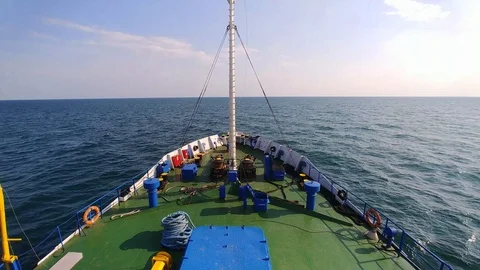 View from front of cruise ship Stockbeeldmateriaal 125509922
