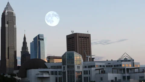 View of full moon rising over Cleveland, Ohio, United States, exclusive timel Stock Footage 171415274