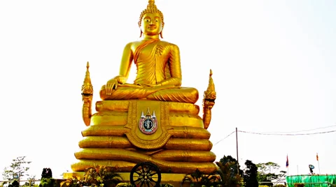 View golden buddha statue in thailand Video stock 37118341