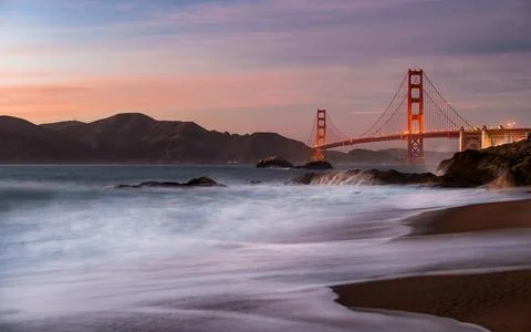 A View of the Golden Gate Bridge From the Beach Foto stock